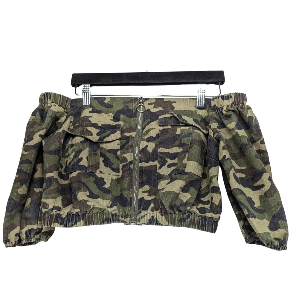 36 point 5 Women's Camo Off The Shoulder Full Zip Crop Jacket Green M